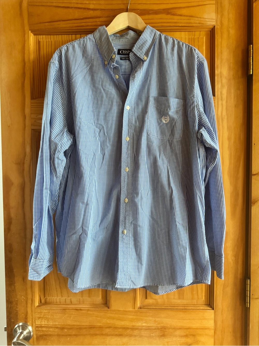 Chaps Men's Light Blue Gingham Button-Down Shirt